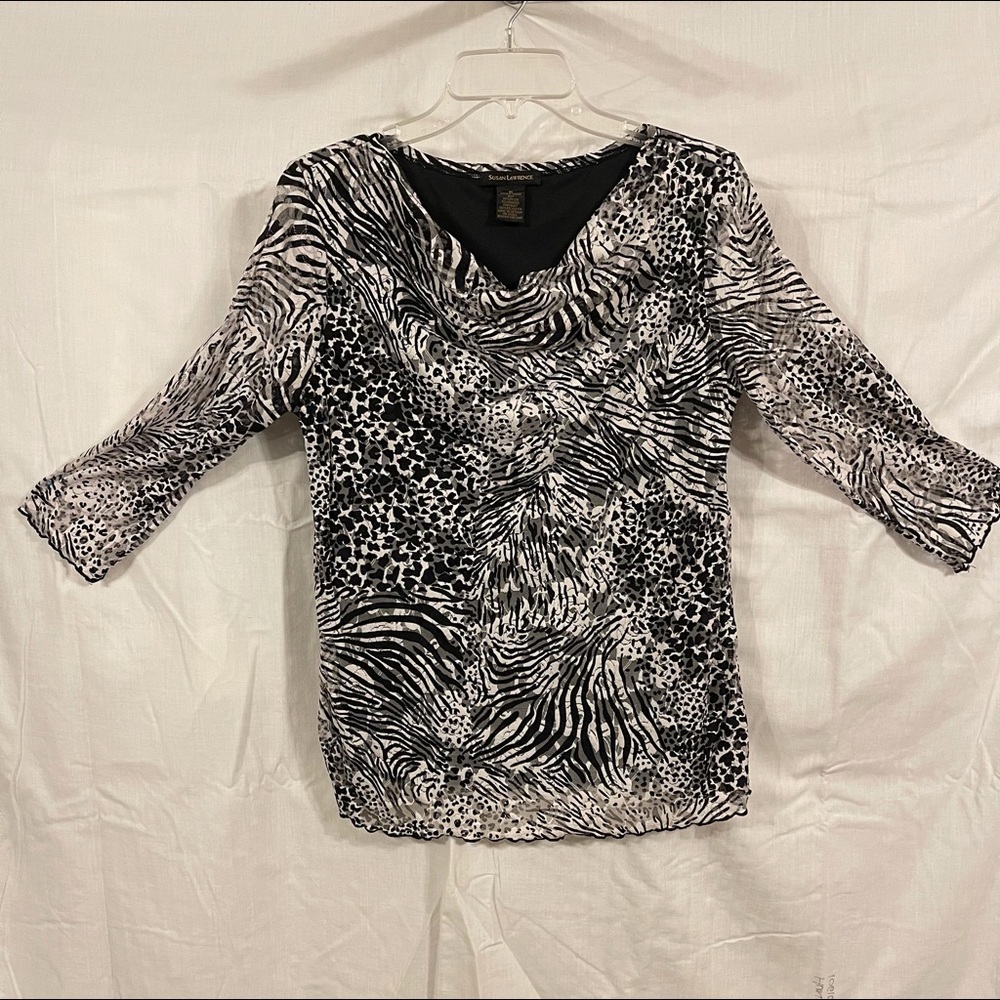 Pullover blouse